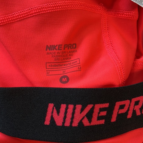 Nike Pro | Capri Leggings - Picture 10 of 11